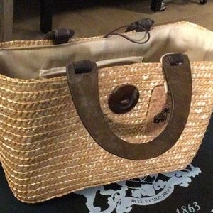 Straw  bag